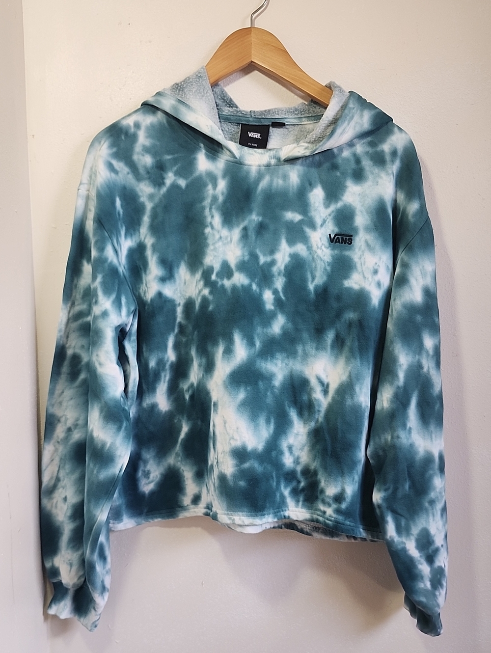 VANS Women's Cropped Tie Dye Long Sleeve Hoodie